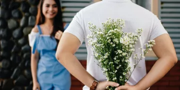Flores para o Dia dos Namorados: como escolher espécies, combinar texturas e montar um arranjo que diz mais do que qualquer cartão