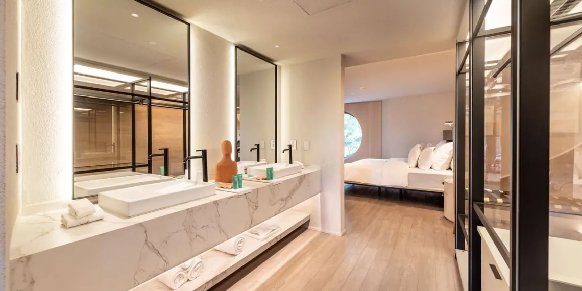 Hotel Unique elege a marca Roca para trazer sofisticação aos banheiros