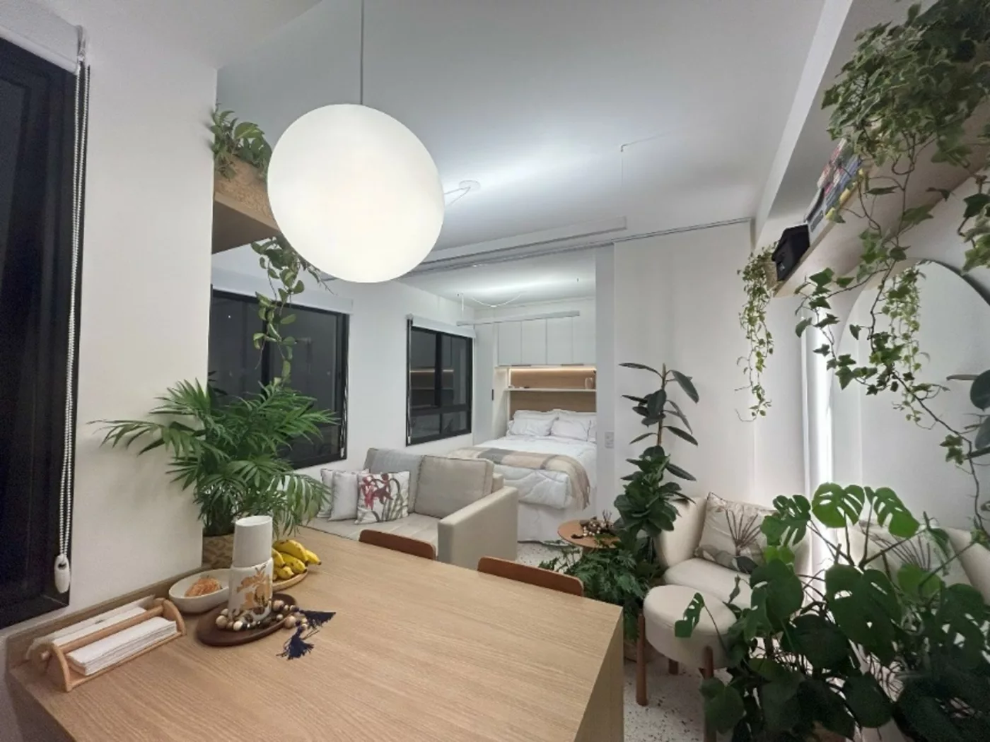 plantasapto 2 Transforme Seu Apartamento com Plantas: Dicas de Décor Verde para Criar um Refúgio Natural em Casa