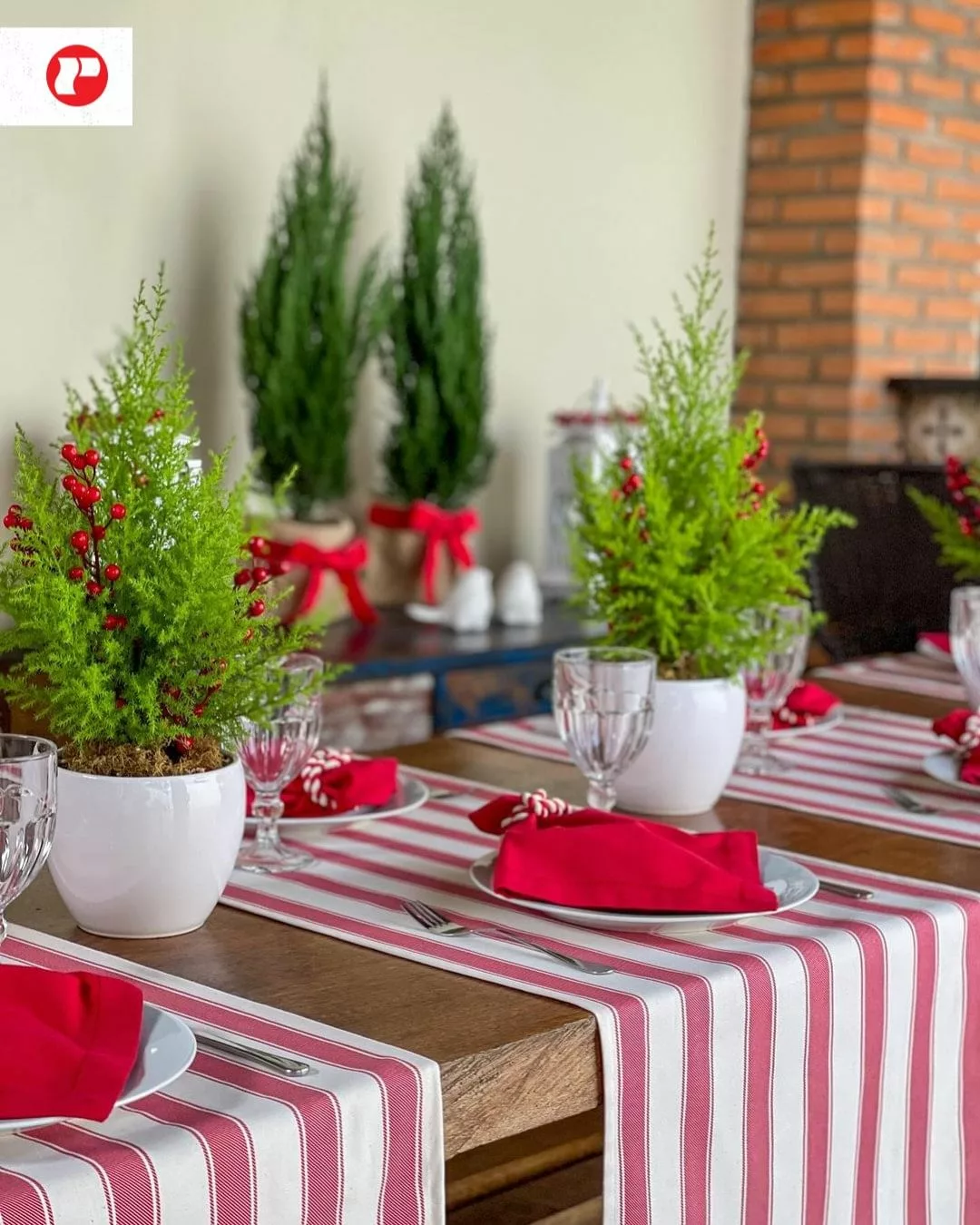 toalha de mesa 5 jpg Como Escolher Toalhas de Mesa para Transformar Sua Sala de Jantar