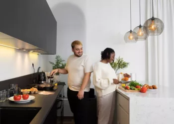 cozinha apartamento 1 Cozinha Planejada para Apartamentos: Funcionalidade e Estilo em Cada Detalhe.