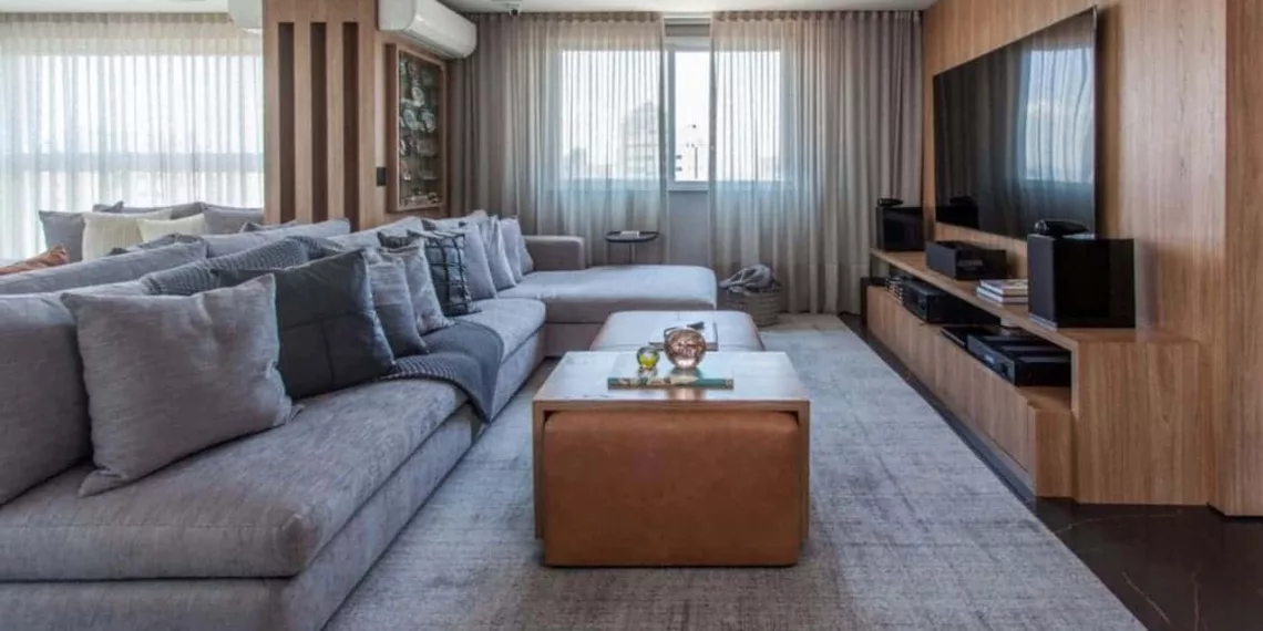 Luzes, TV e eletrodomésticos – a automação pode contribuir no melhor funcionamento da casa | Projeto de Dantas & Passos Arquitetura | Foto: Eduardo Pozella