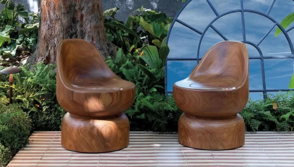 Banqueta CIRANDA, da Areka’a, ganha destaque no “Jardim Espelho dos Sonhos” de Paula Varga na CASACOR São Paulo 2025