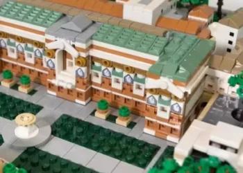 cropped-lego-vatican-city-15.webp