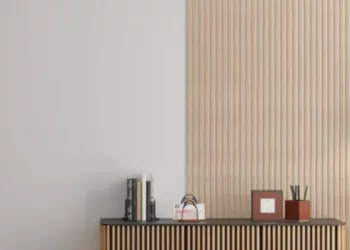 painel ripado na sala