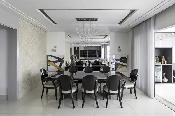 Sala de jantar preta