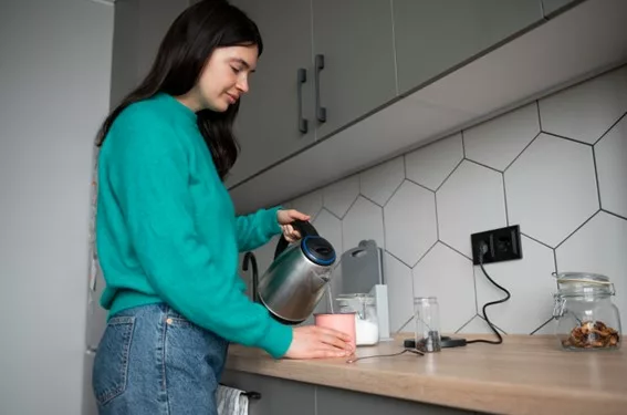 127 e 220 Volts: entenda as diferenças entre as tensões elétricas e por que existe essa diferença de padrões no Brasil