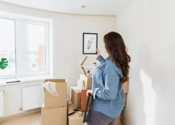Como diminuir o barulho no seu apartamento e aumentar o bem-estar