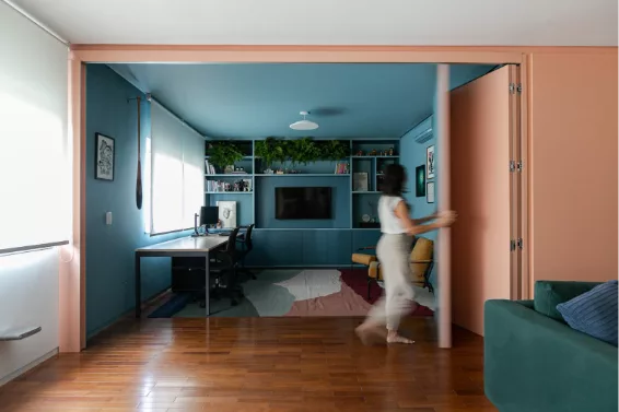 Espaço, luz e detalhes que acolhem: um apartamento que celebra a convivência