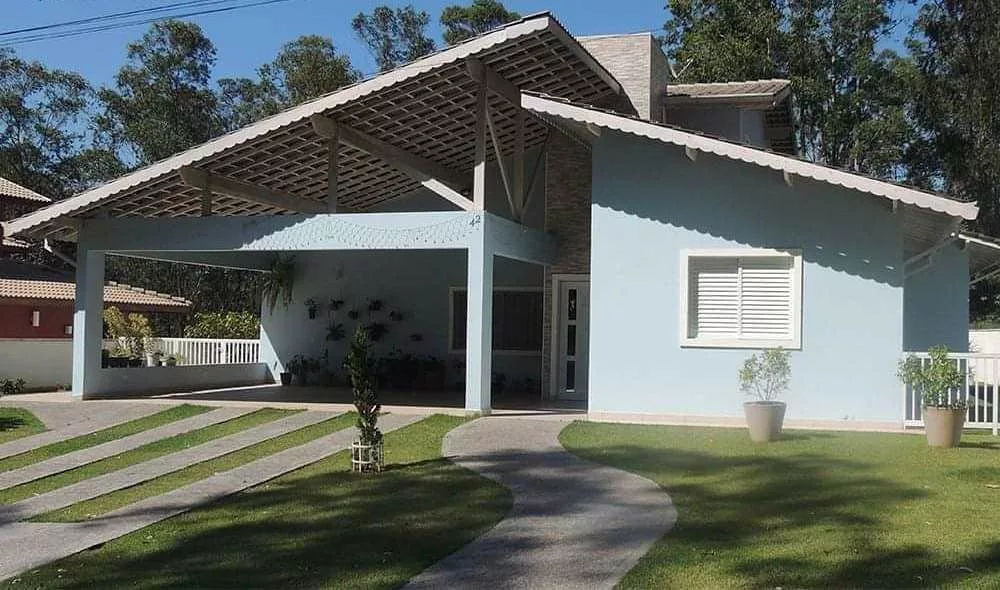 Frente de casas simples e bonitas: como valorizar a fachada com soluções acessíveis e cheias de charme