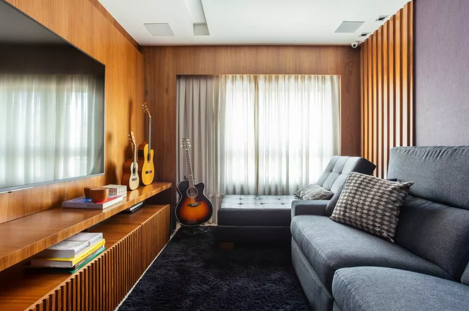 Realize o sonho da sala de TV perfeita em casa