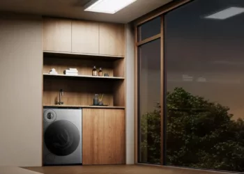 Varal inteligente da Xiaomi impressiona ao parecer uma luminária de teto