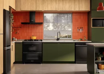 Brastemp alia versatilidade e alta performance com novo Micro-ondas e Fogão Duplo Forno com Tecnologia Air Fryer