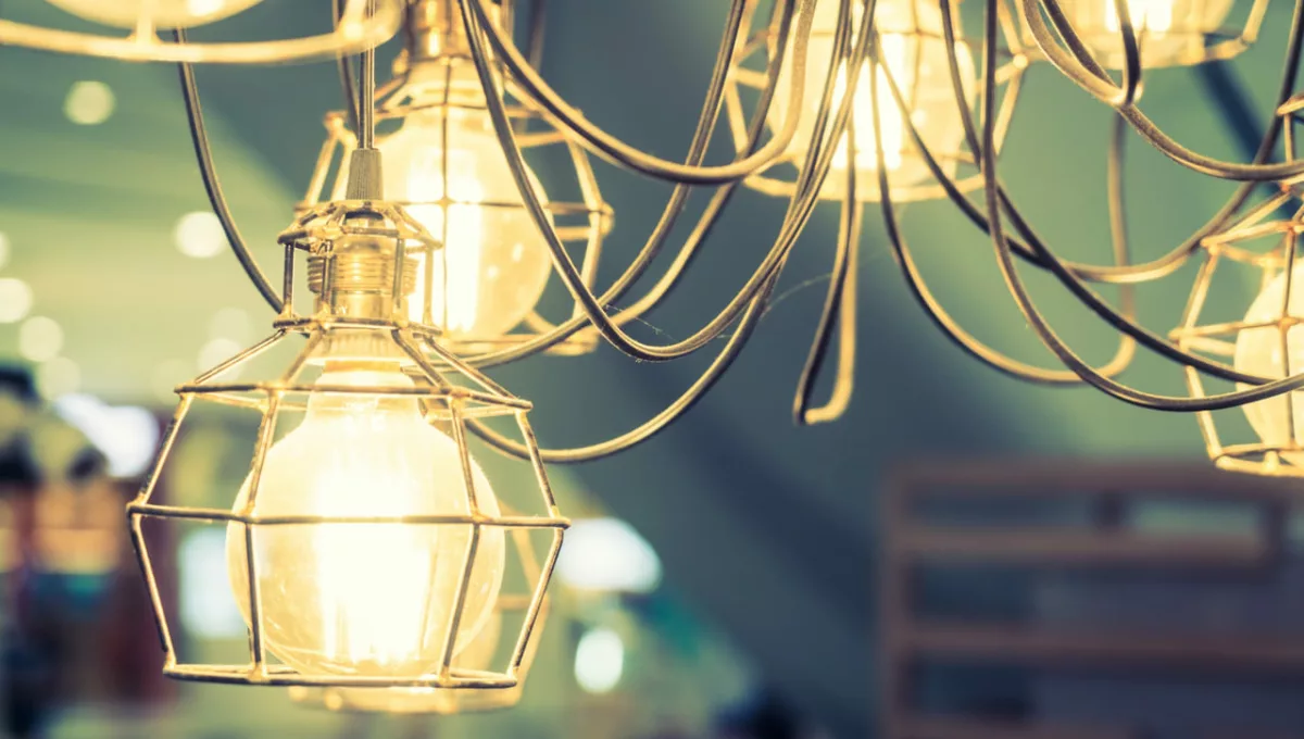 Luz branca ou amarela? Saiba quando cada tipo é ideal e evite erros comuns na iluminação