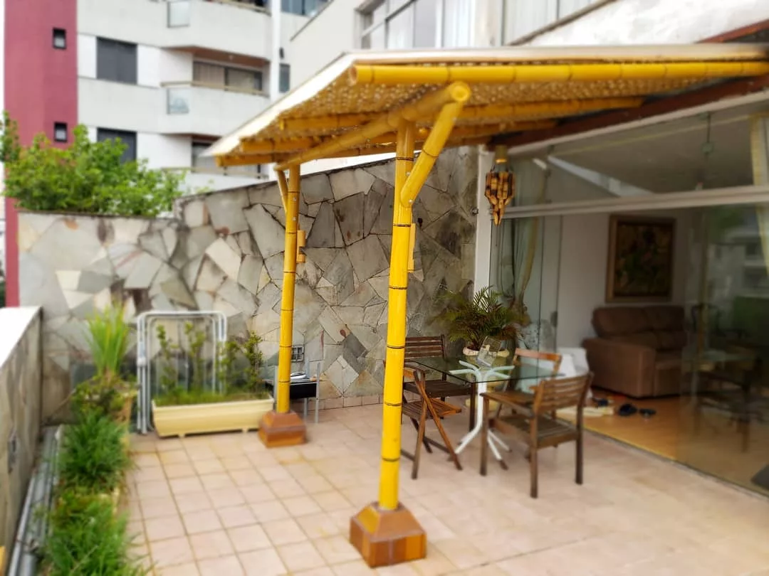 Modelos de pergolado: saiba qual tipo valoriza mais o seu jardim