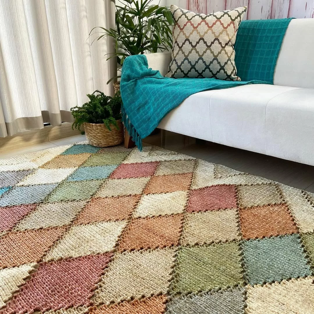 Como escolher o tapete certo para a sala de estar e evitar erros na decoração