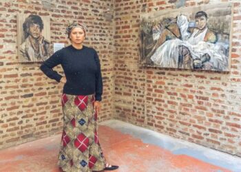 Neste sábado, Panmela Castro pintará ao vivo na exposição “Retratos Relatos: Revisitando a História”