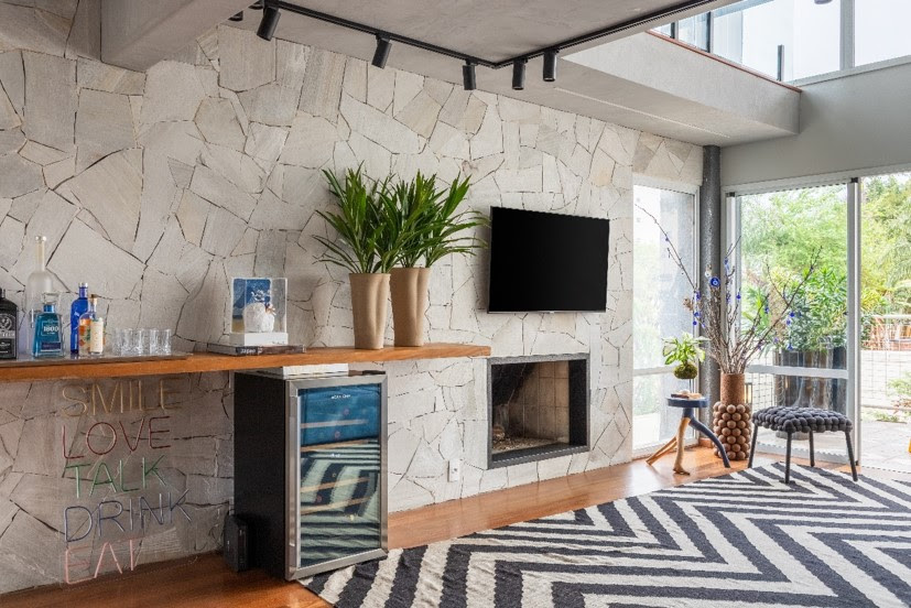 Atmosfera masculina e um décor minimalista marcam o projeto de um loft no efervescente bairro da Vila Madalena (SP)