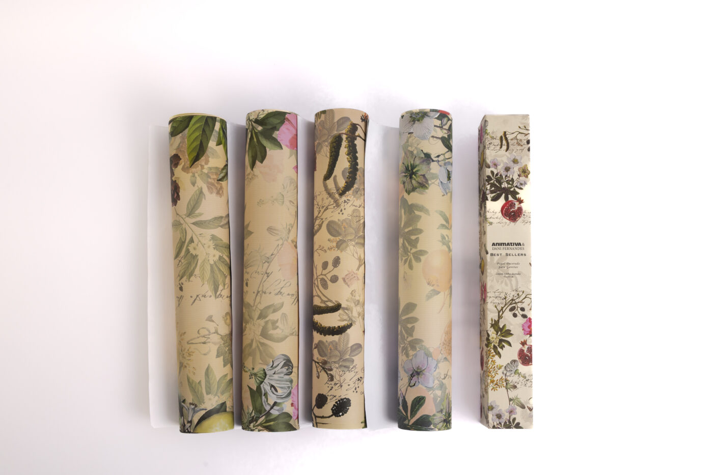 Collab une aromas exclusivos e papelaria em uma celebração de sentidos