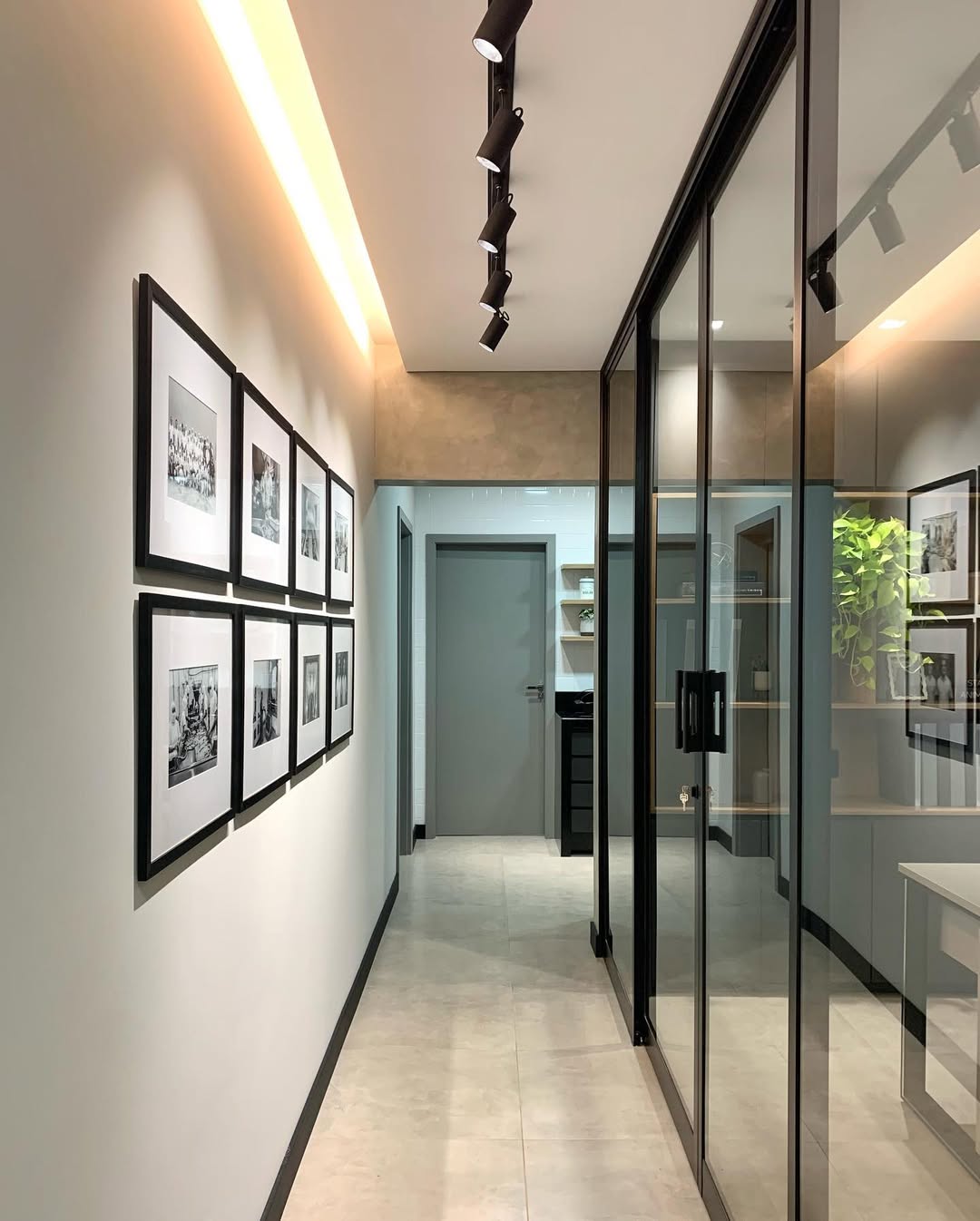 Como Decorar Corredores Vazios com Estilo e Criatividade