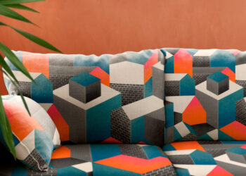 Sofá estampado: o toque ousado que faltava para renovar sua sala