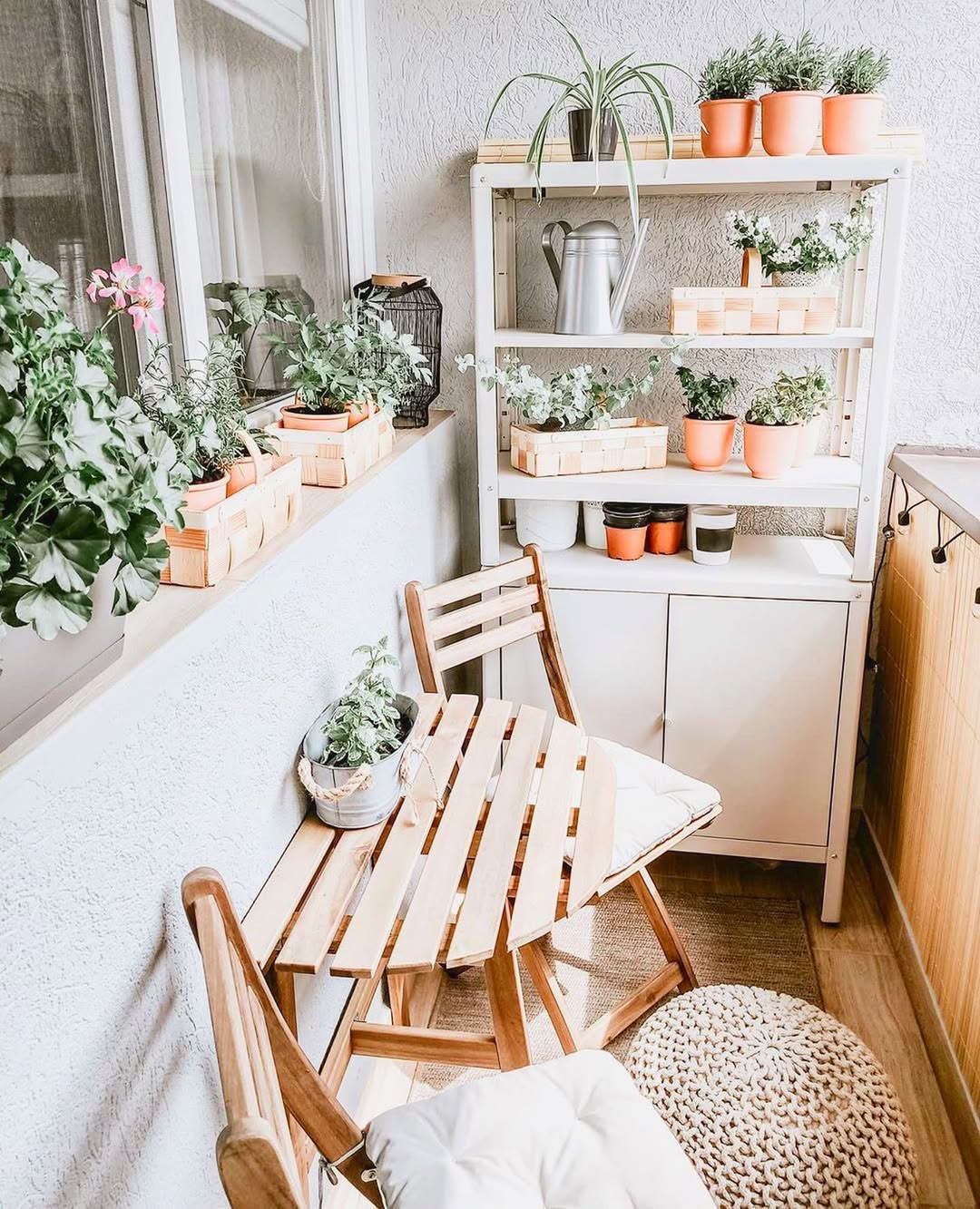 Como Decorar uma Varanda Pequena para Relaxar com Estilo e Conforto