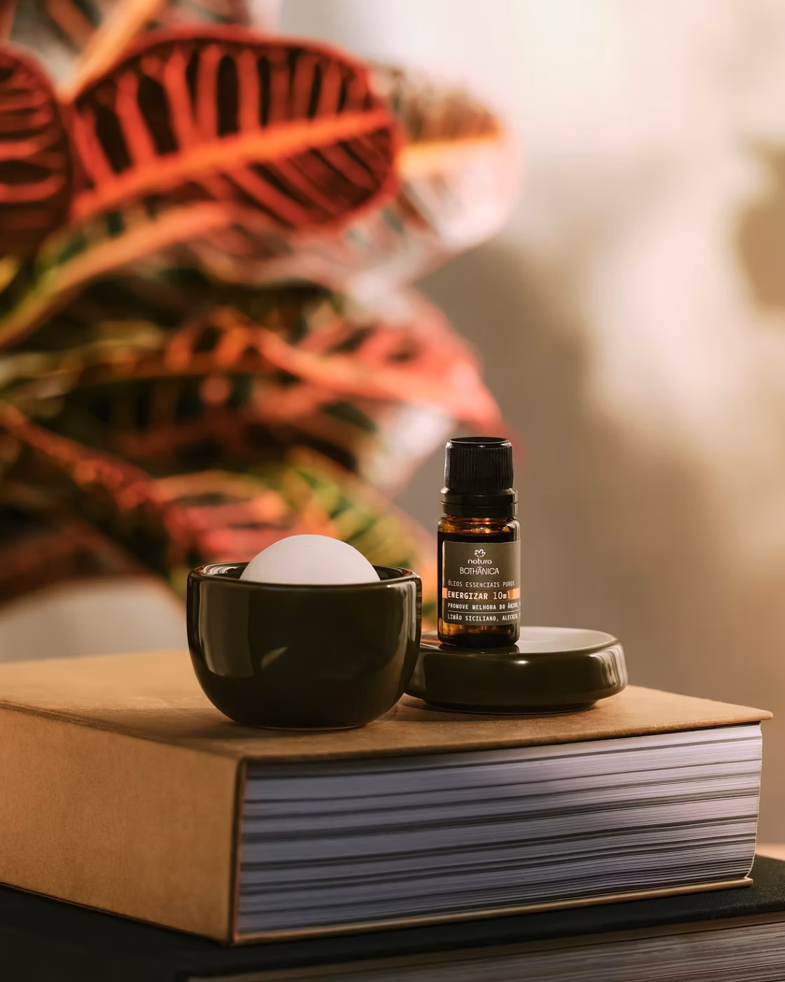 Aromaterapia em Alta: Natura Bothânica aposta em óleos essenciais para combater estresse, insônia e fadiga emocional