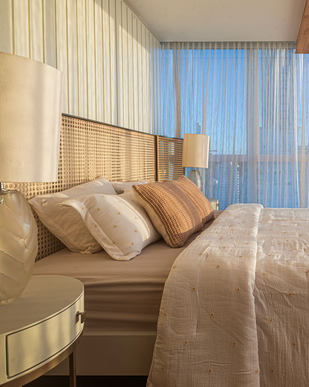 Um refúgio à beira-mar: a elegância contemporânea do estilo Hamptons em Balneário Camboriú