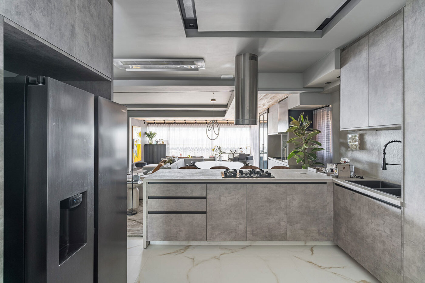 Vista panorâmica da cidade norteou o projeto de reforma deste apartamento paulistano no 41° andar