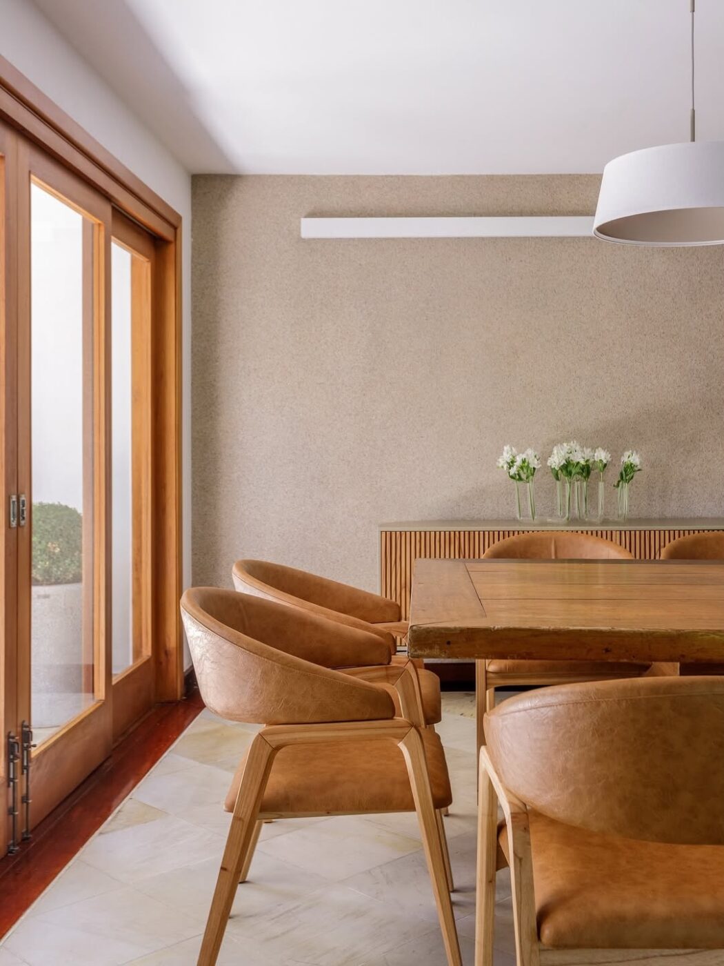 A casa de campo a 14 km do Leblon que virou o refúgio favorito do casal