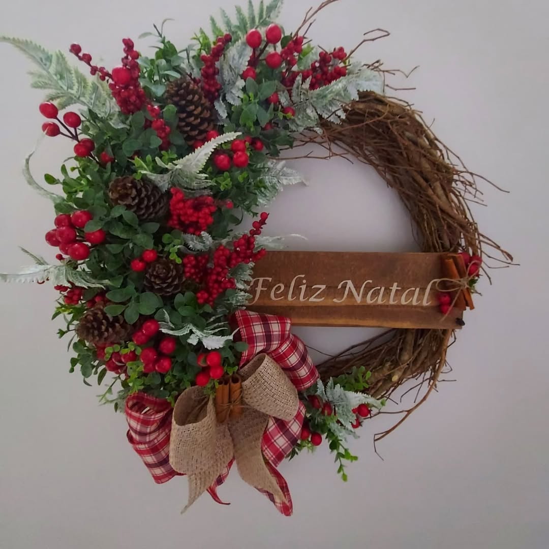 O simbolismo da guirlanda de Natal e seu papel na magia da decoração natalina