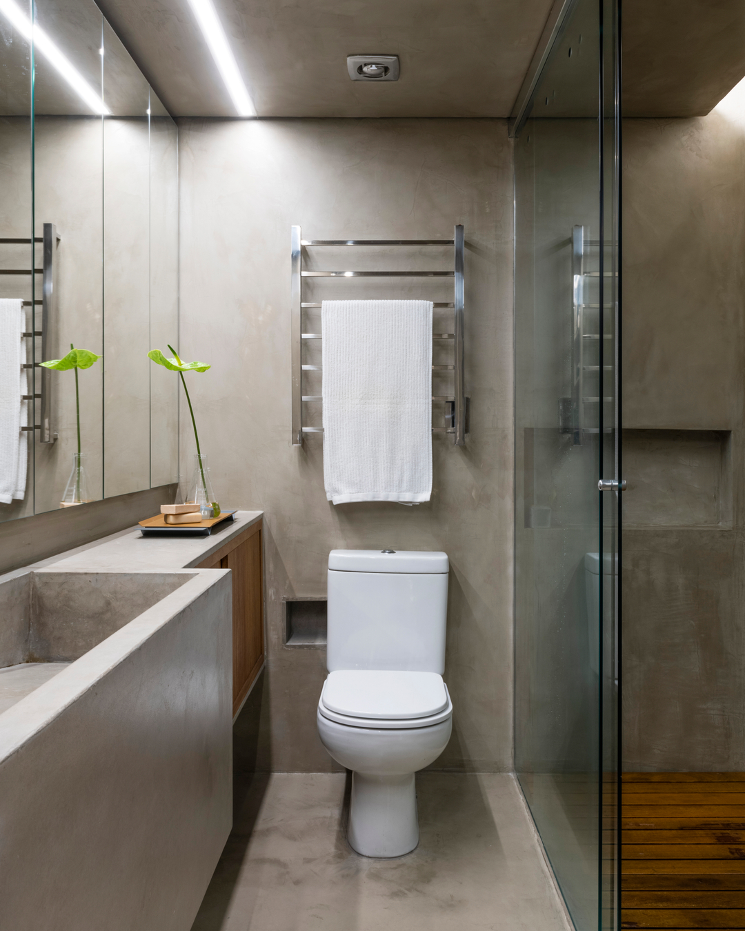 Estúdio de 40 m² em SP ganha projeto com jeitinho de casa e vista para a Faria Lima