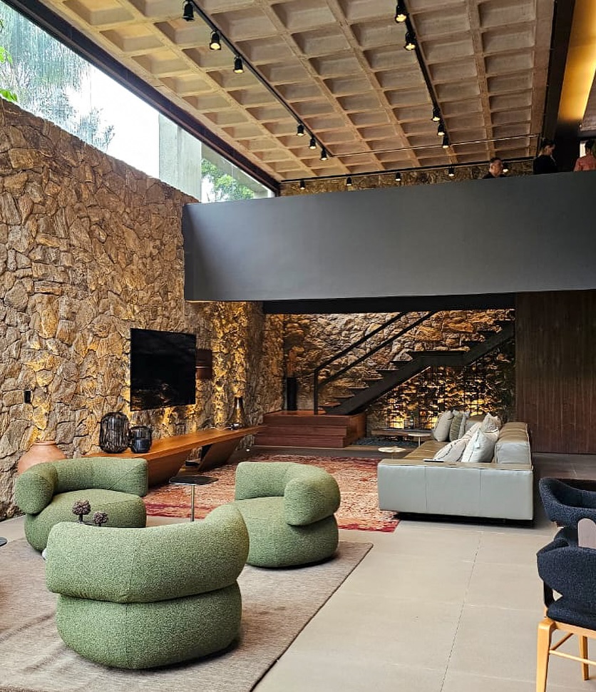 O novo luxo na arquitetura: por que conforto virou prioridade em casas sofisticadas