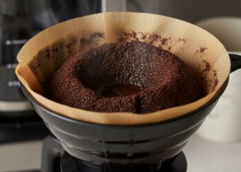 Concreto com borra de café promete obra mais limpa e menos carbono