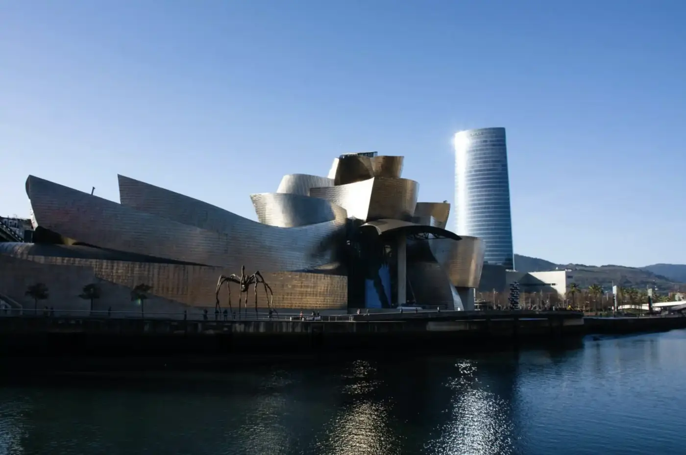 Frank Gehry: morre o arquiteto que transformou cidades em esculturas