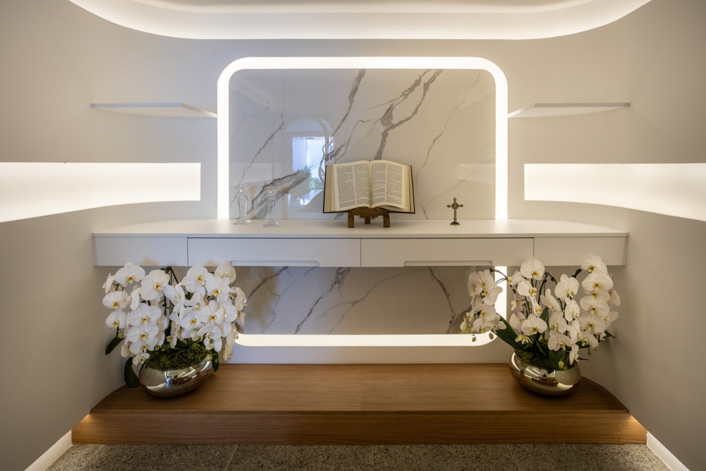 Cloud Dancer Pantone 2026: as inspirações da arquitetura e design de interiores para a aplicação da cor do ano