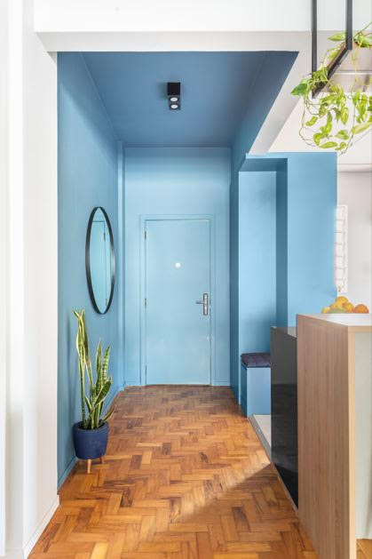 Apartamento antigo é renovado com estética contemporânea e toques industriais