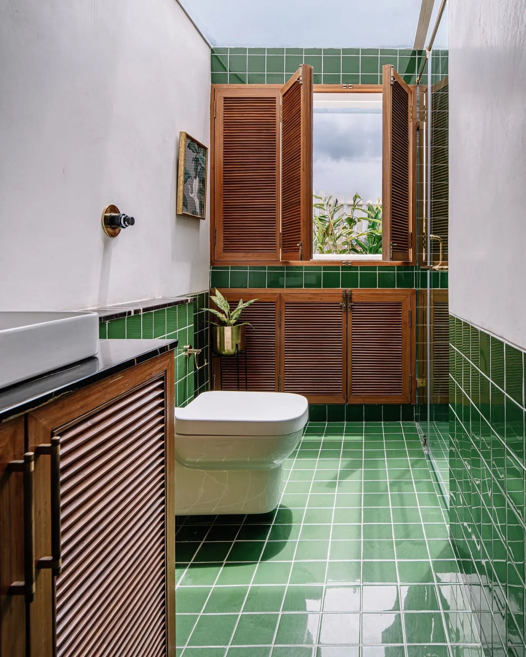 Earthy Vibrancy na decoração: a combinação de cores e materiais que acalma a mente