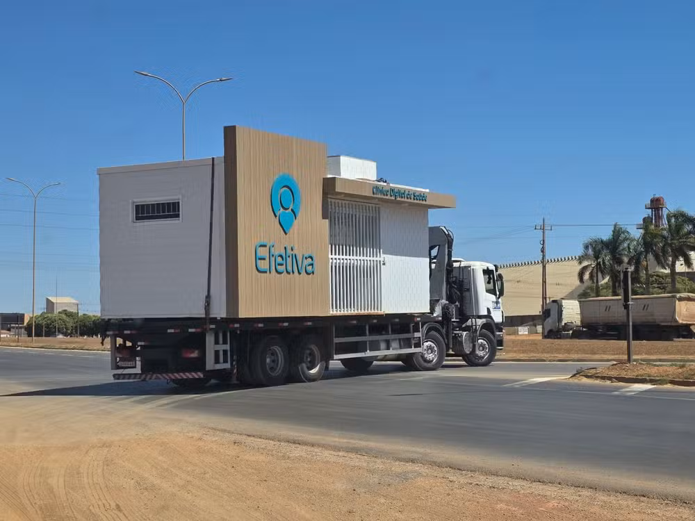 Tijolos de plástico reciclado impulsionam novo modelo de moradia desmontável no país