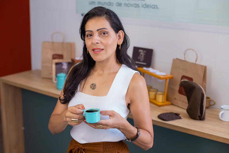 De analista a artesã: como uma carreira em TI virou o maior ativo de uma marca de café artesanal