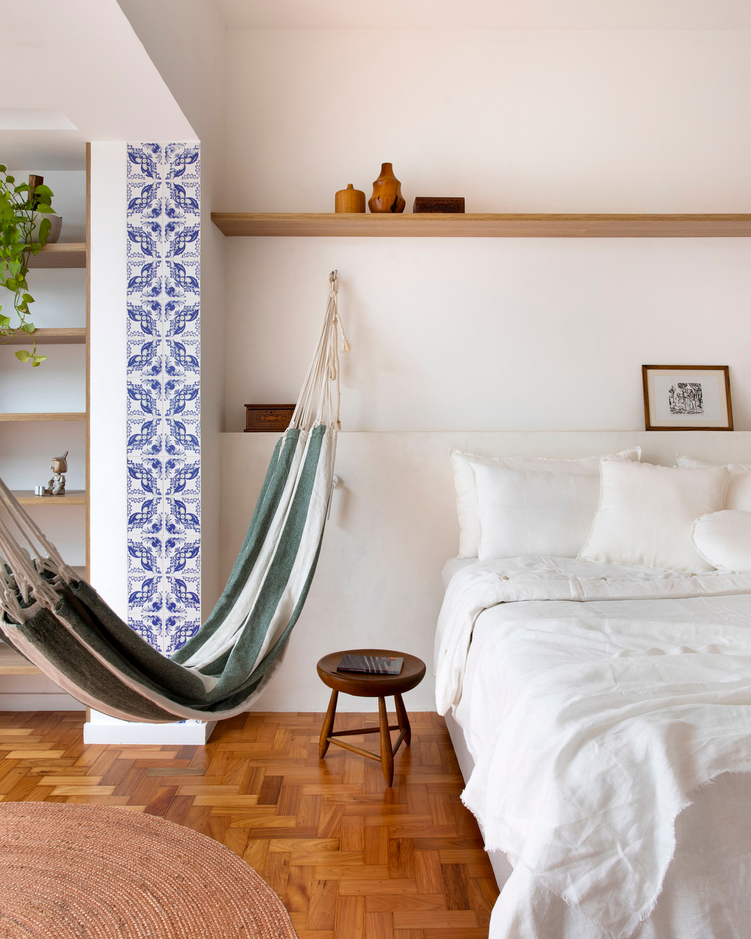 Reforma de apartamento prioriza espaços livres e integração total da área social