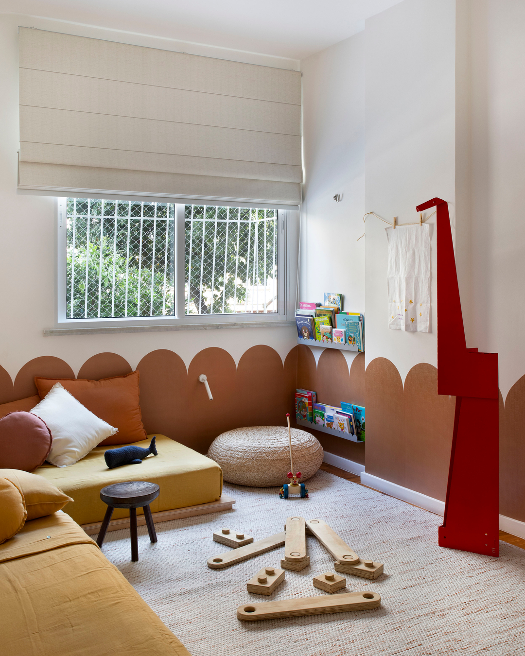 Reforma de apartamento prioriza espaços livres e integração total da área social