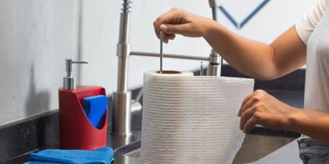 Como limpar a casa gastando menos e agredindo menos o meio ambiente