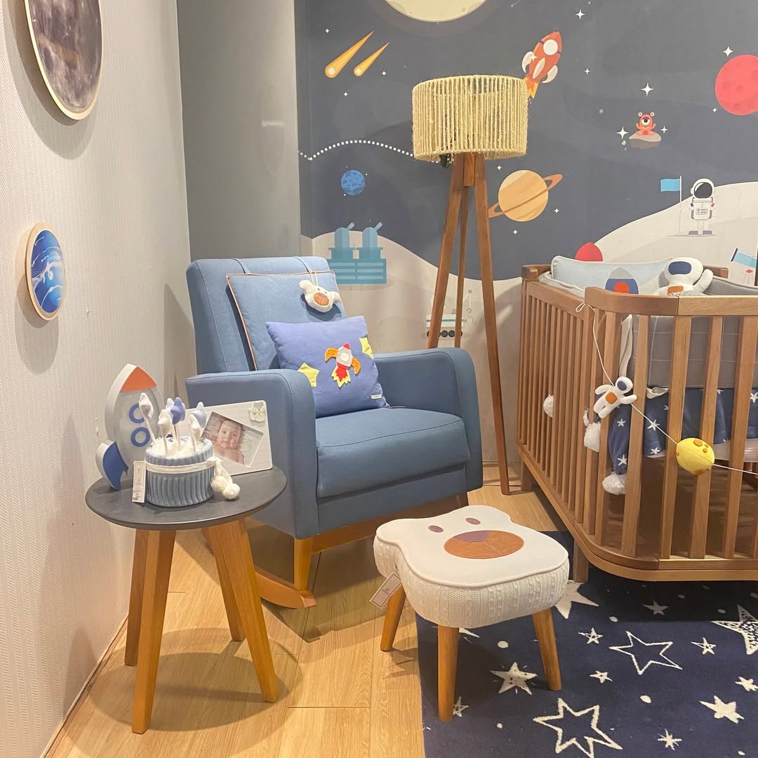 Poltrona de amamentação: como escolher o modelo ideal e integrar ao décor do quarto do bebê