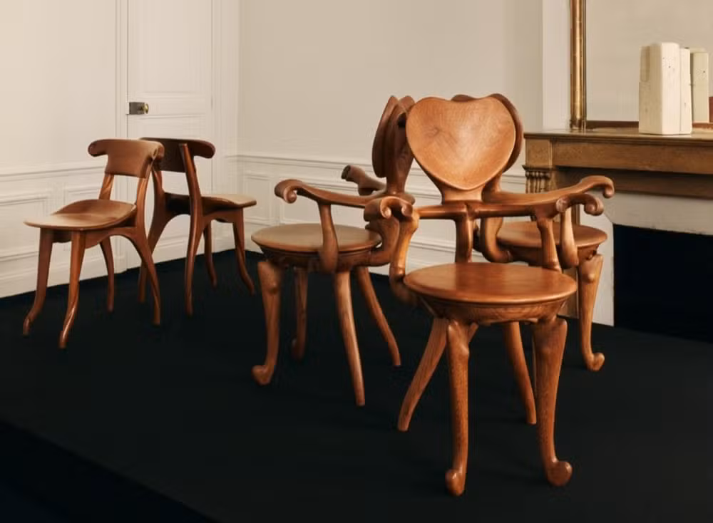 Móveis de Gaudí voltam à produção em edição limitada com certificado de autenticidade