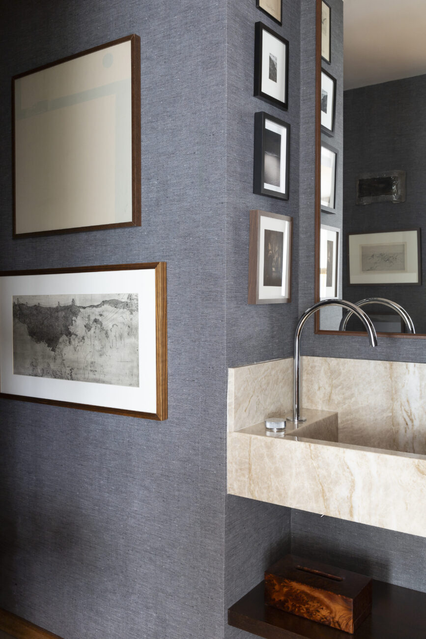 Entre Copas e Memórias: apê da Praça, de Frezza & Figueiredo, revela personalidade no jeito de morar e receber