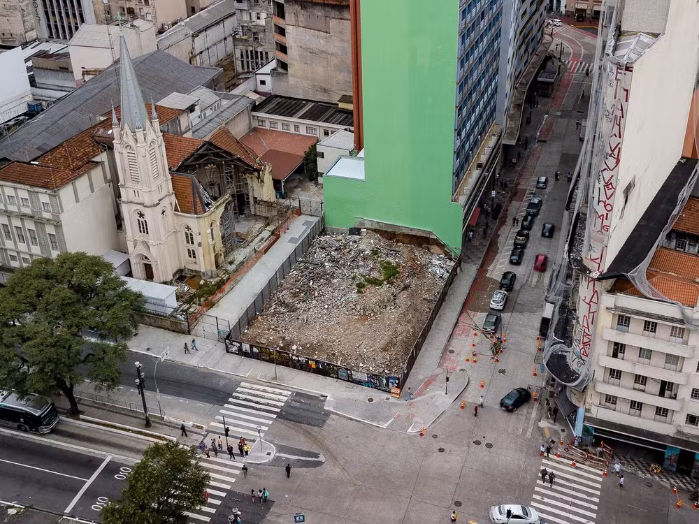 Pele de Vidro: o documentário que reconstrói a memória do edifício modernista que desabou no centro de São Paulo