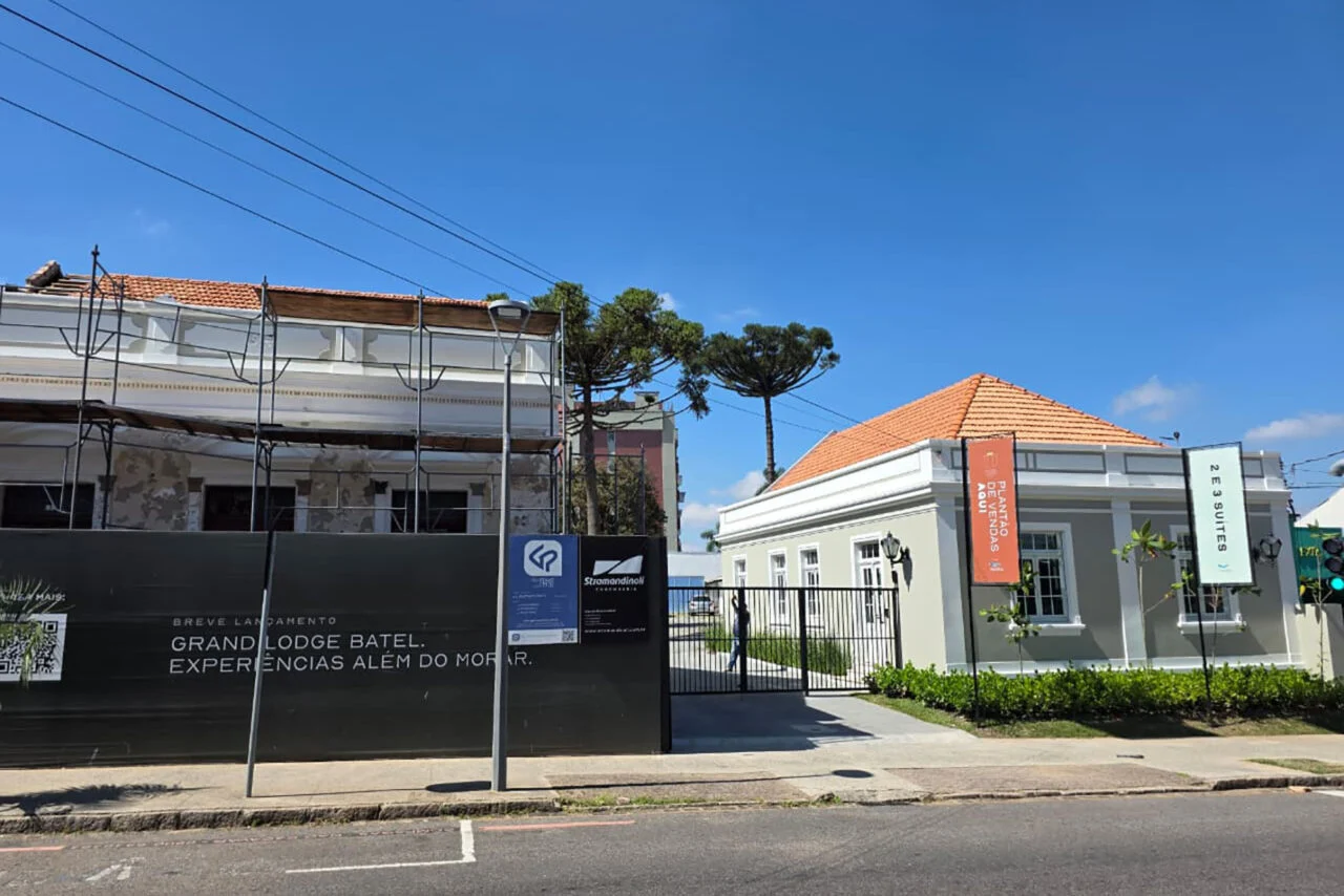 Casarões de 1914 e 1925 ganham nova vida em residencial de luxo no Batel, em Curitiba