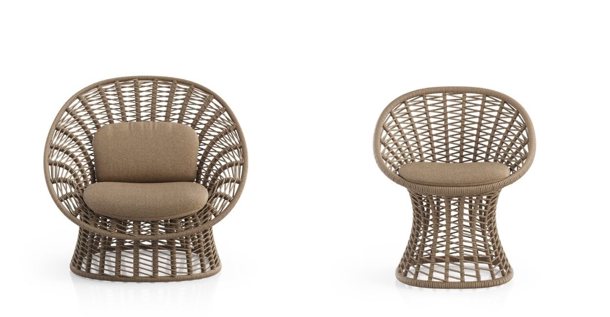 Formas escultóricas inspiradas na delicadeza do jasmim traduzem o encontro entre design, arte e inovação em novas cadeira (à esq.) e poltrona Jasmine, da Tidelli (Foto: Tidelli, Divulgação) Coleção Jasmine