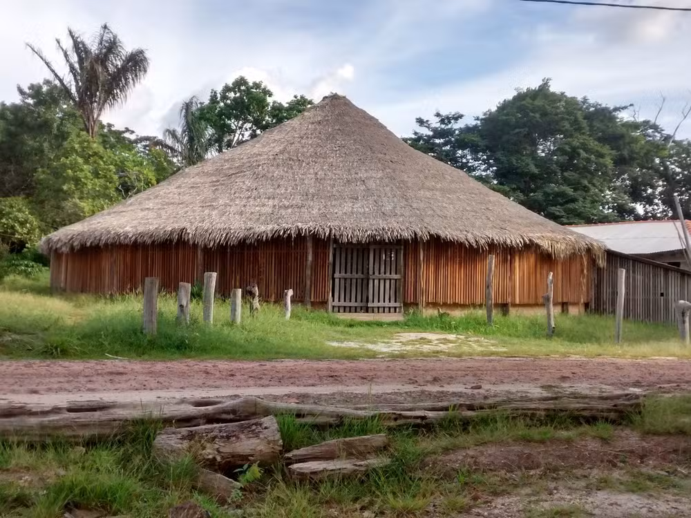 O que a arquitetura indígena sabe sobre morar que o concreto ainda não aprendeu